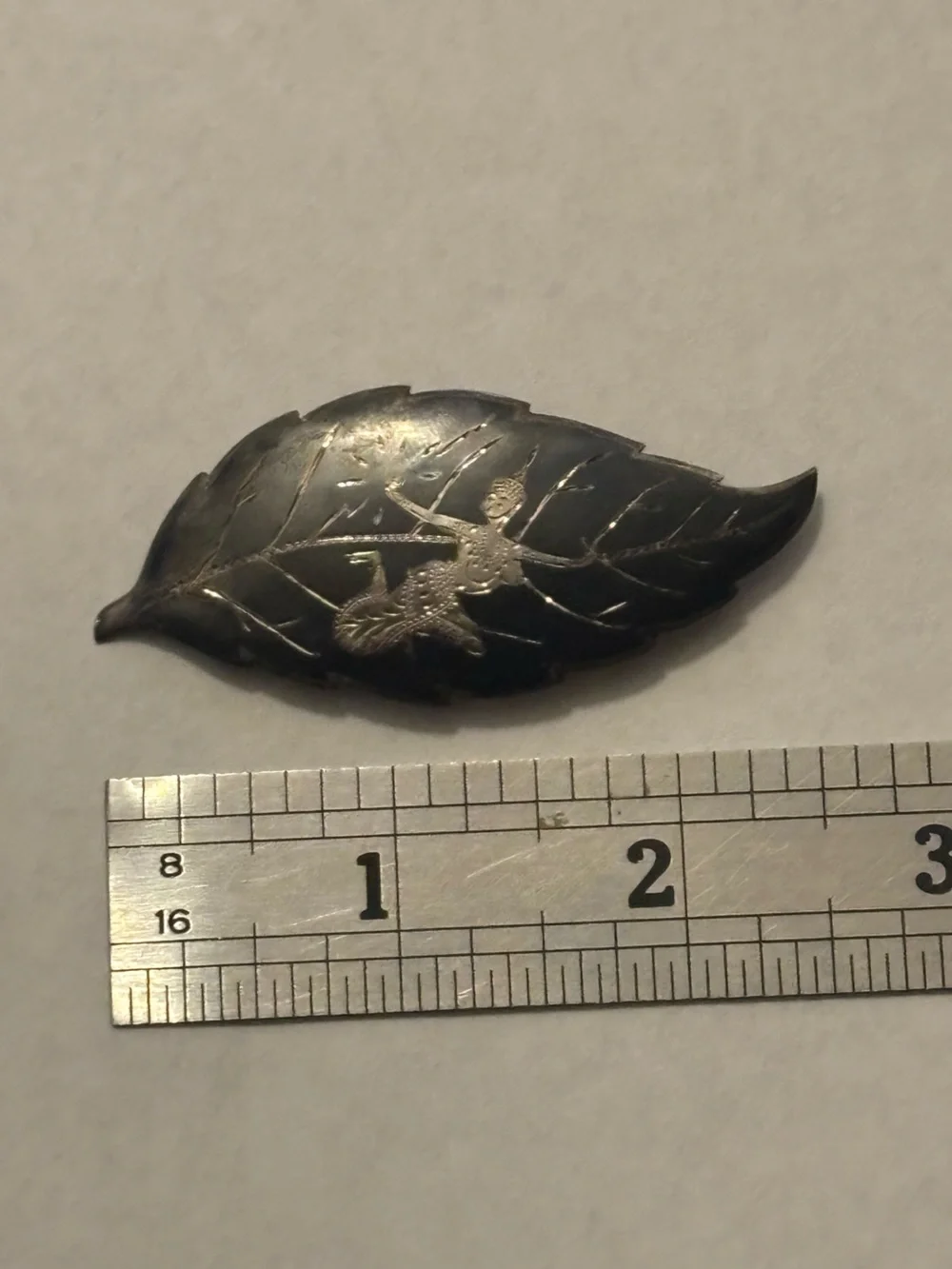 Siam Sterling Silver 1900s Antique Leaf-Shaped Brooch w/Niello Dancer
